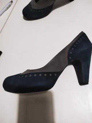 Zapatos de tacón azul y gris talla 38