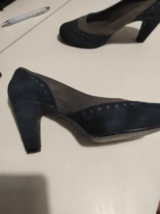 Zapatos de tacón azul y gris talla 38