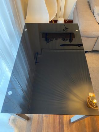 Mesa de cristal y metal negra