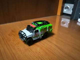 Transformers Studio Series 16 Ratchet