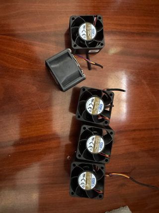 Ventiladores AVC DB04028B12U