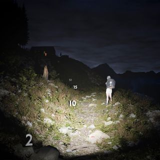 Linterna frontal de montaña y trekking  recargable 600