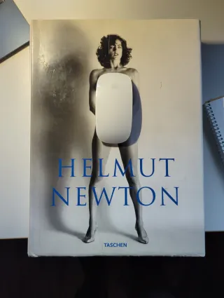 Helmut Newton. SUMO. revised by June Newton (Sp...