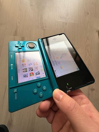 Nintendo 3DS Azul Celeste + mario kart