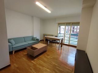 Piso en alquiler en Cascajos - Piqueras en Logroño