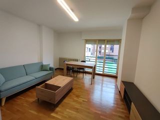 Piso en alquiler en Cascajos - Piqueras en Logroño