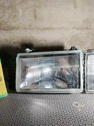 Faro delantero izquierdo con piloto inter Fiat tip