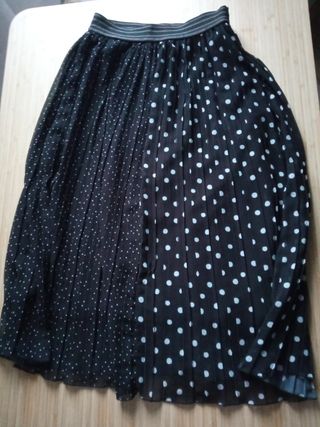Falda midi plisada lunares