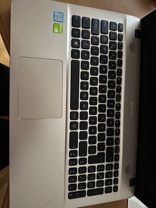 Portátil Asus Plata y Negro