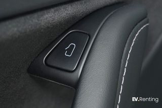 Tesla Model Y Gran Autonomía 4WD