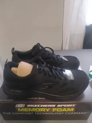 Deportivas Skechers Negras