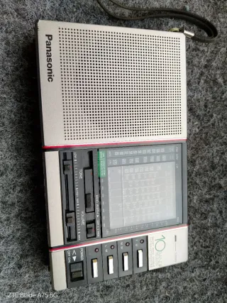 Radio Panasonic RF-B50L 10 Bandas SW