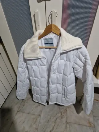Chaqueta acolchada blanca