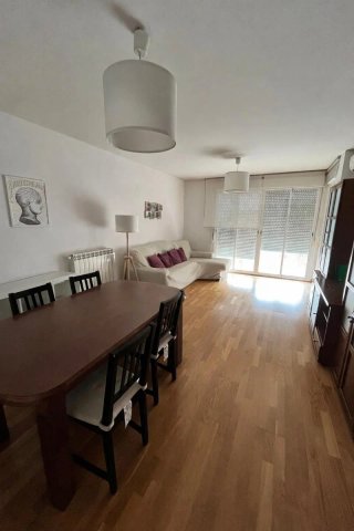 LINARES CENTRO Vendo piso en calle Jaén recinto
