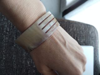 Bracciale corno artigianato Madagascar