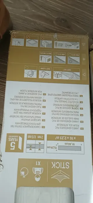 Láminas Vinilo Adhesivas. Cada paquete 15 euros