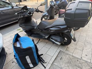 Honda PCX 125cc Maxi Scooter Automática