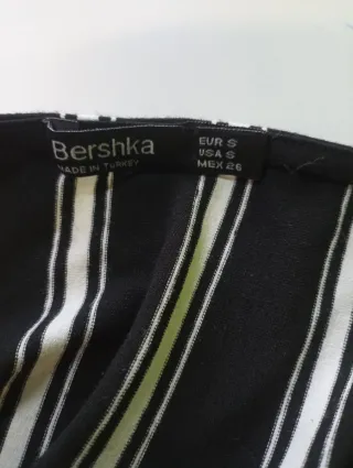 Mono largo de tirantes a rayas