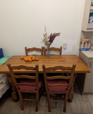 Mesa Comedor Provenzal + 4 Sillas