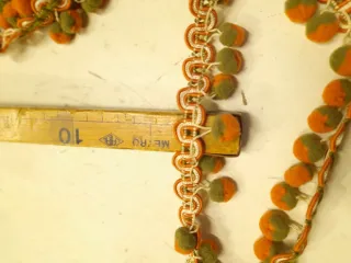 30 metri Passamaneria trina con pon pon