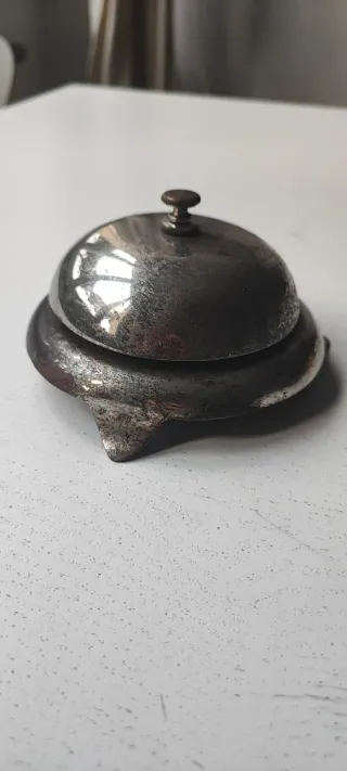 Campanello da reception vintage in metallo