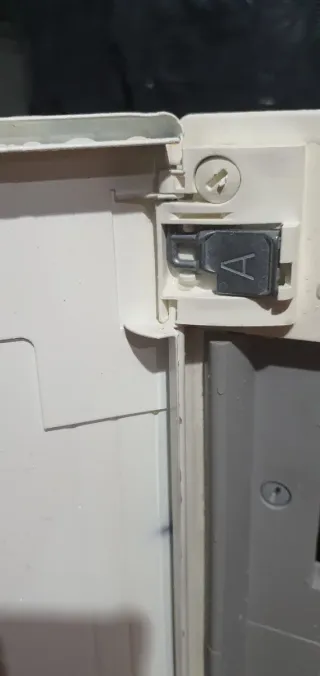 Cuadro eléctrico  schneider  nunca usado  4 filas