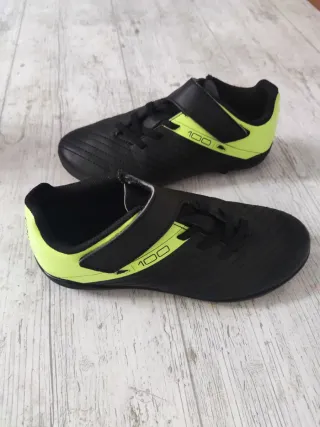 Botas de fútbol NUEVAS + REGALO