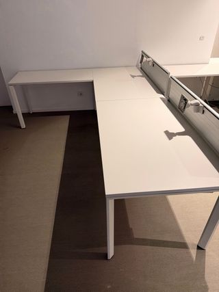 Mesa de despacho Actiu