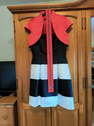 Vestido Nati Jimenez Negro y Rojo