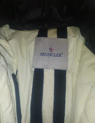 Cazadora Acolchada Negra.