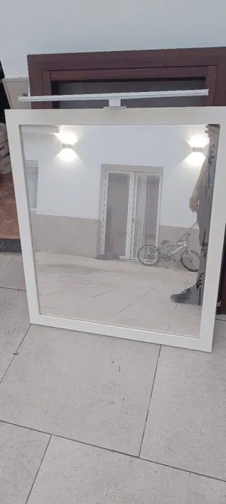 Espejo de baño con luz LED