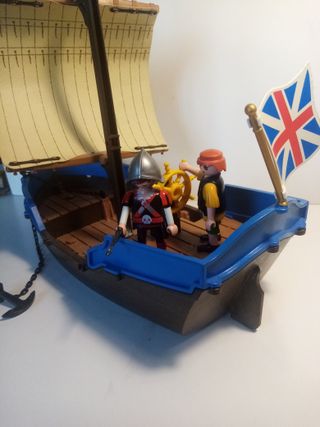 Barco Playmobil con Figuras