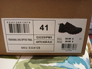 Zapatillas de montaña Ipso grises y rojas