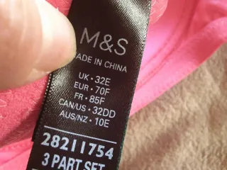 Soutien M&S sem aro 32E 85F rosa