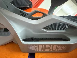 Fijaciones Snowboard Burton Cartel EST