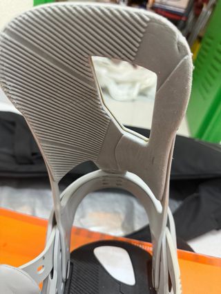 Fijaciones Snowboard Burton Cartel EST