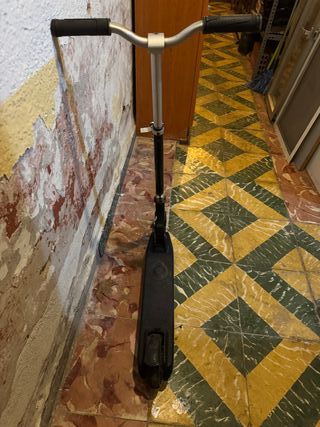 Patinete de ruedas (no eléctrico)