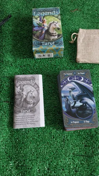 Lote de Tarot y Péndulo