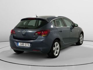 Opel Astra Sport
