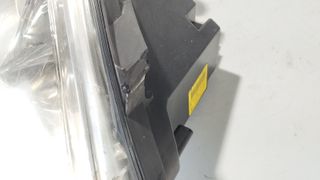 MERCEDES CLASE A FARO DERECHO