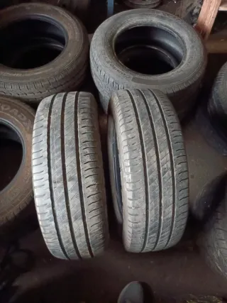 2 Neumáticos Michelin 215/65 R16C 109/107T