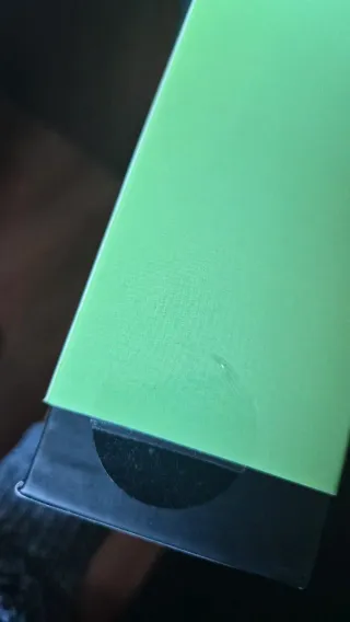 Auriculares Energy Sistem Travel 8 sin abrir.