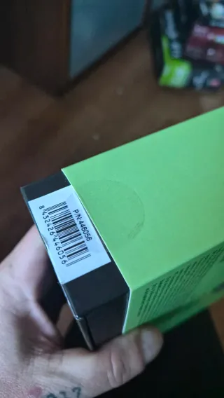 Auriculares Energy Sistem Travel 8 sin abrir.