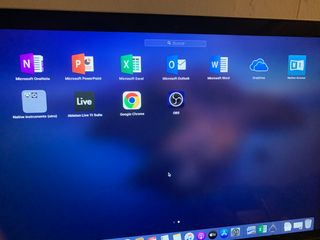 MacBook Pro 15" Retina Ableton Traktor Word