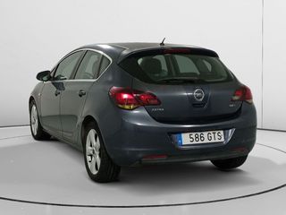 Opel Astra Sport