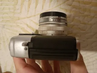 Cámara Yashica EE analógica