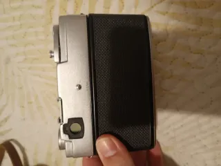 Cámara Yashica EE analógica