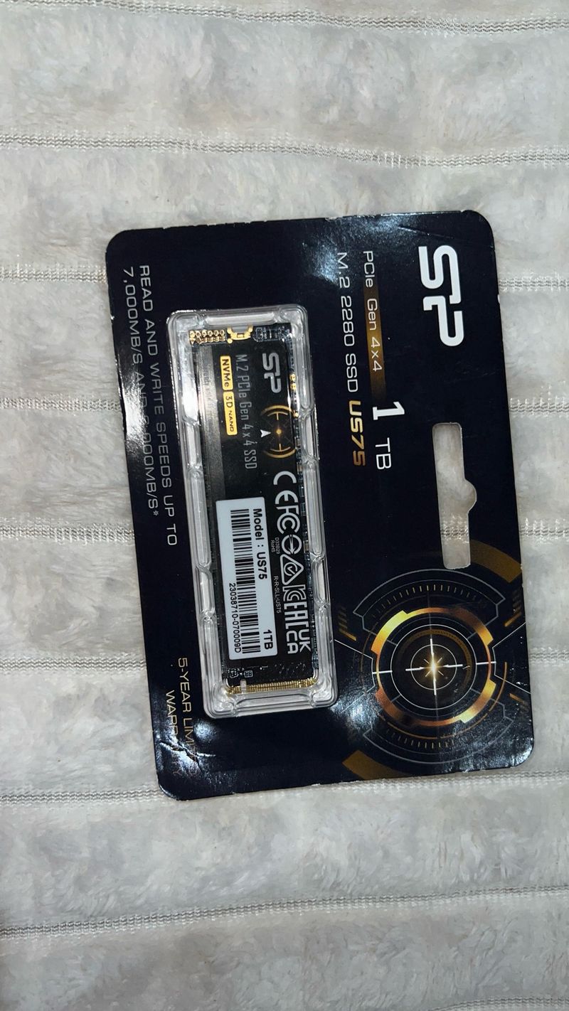 SSD M.2 NVMe 1TB PCIe Gen4 US75 afbeelding 2