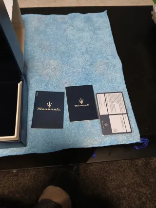 Reloj Maserati Cronógrafo Negro y Plateado