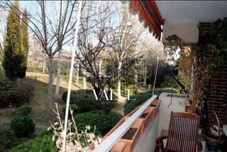 Piso en alquiler en Prado de Somosaguas en Pozuelo de Alarcón